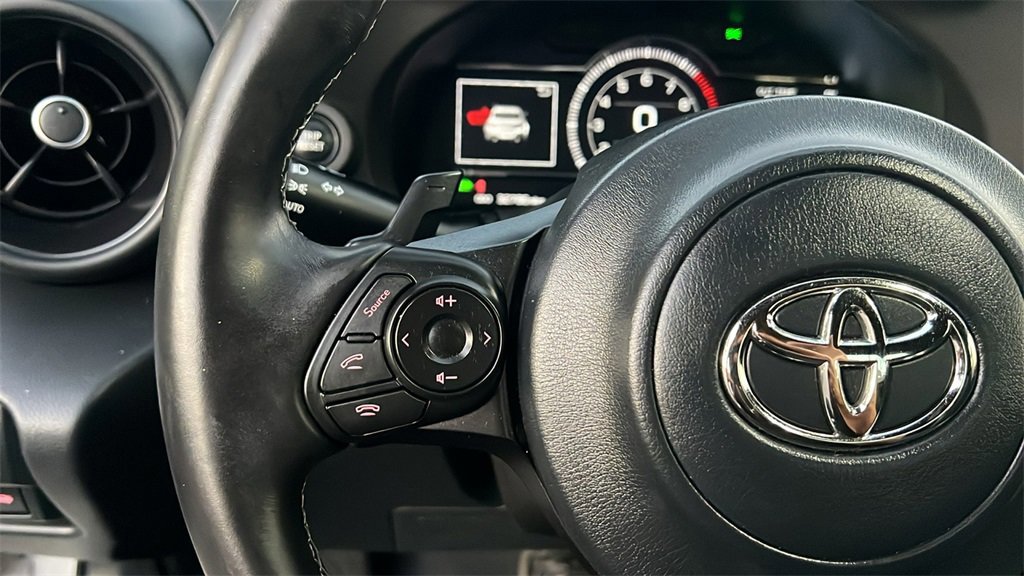 Used 2022 Toyota GR86 Premium image 16