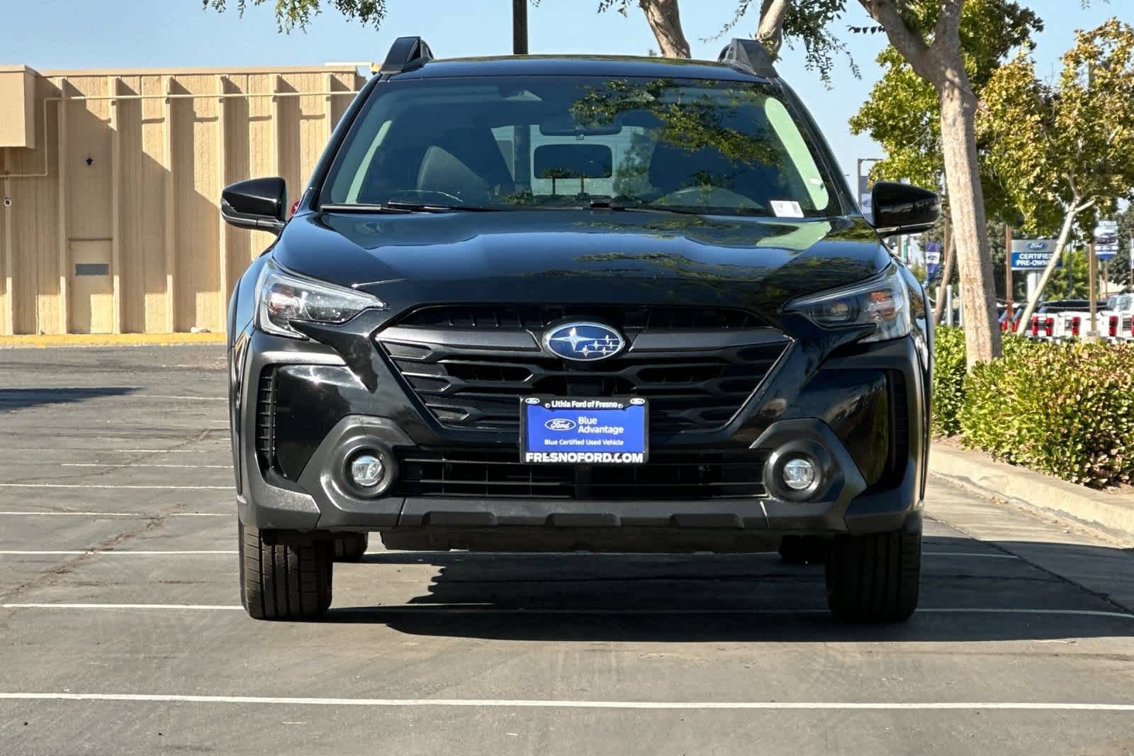Used 2025 Subaru Outback Premium AWD/4WD image 11