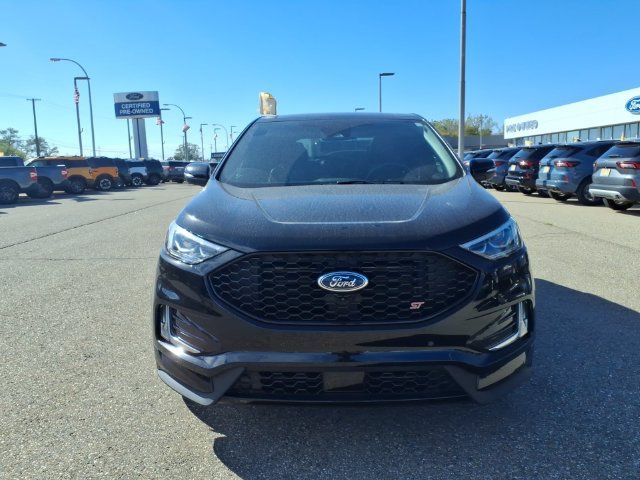 Certified 2024 Ford Edge ST w/ Equipment Group 401A AWD/4WD image 2