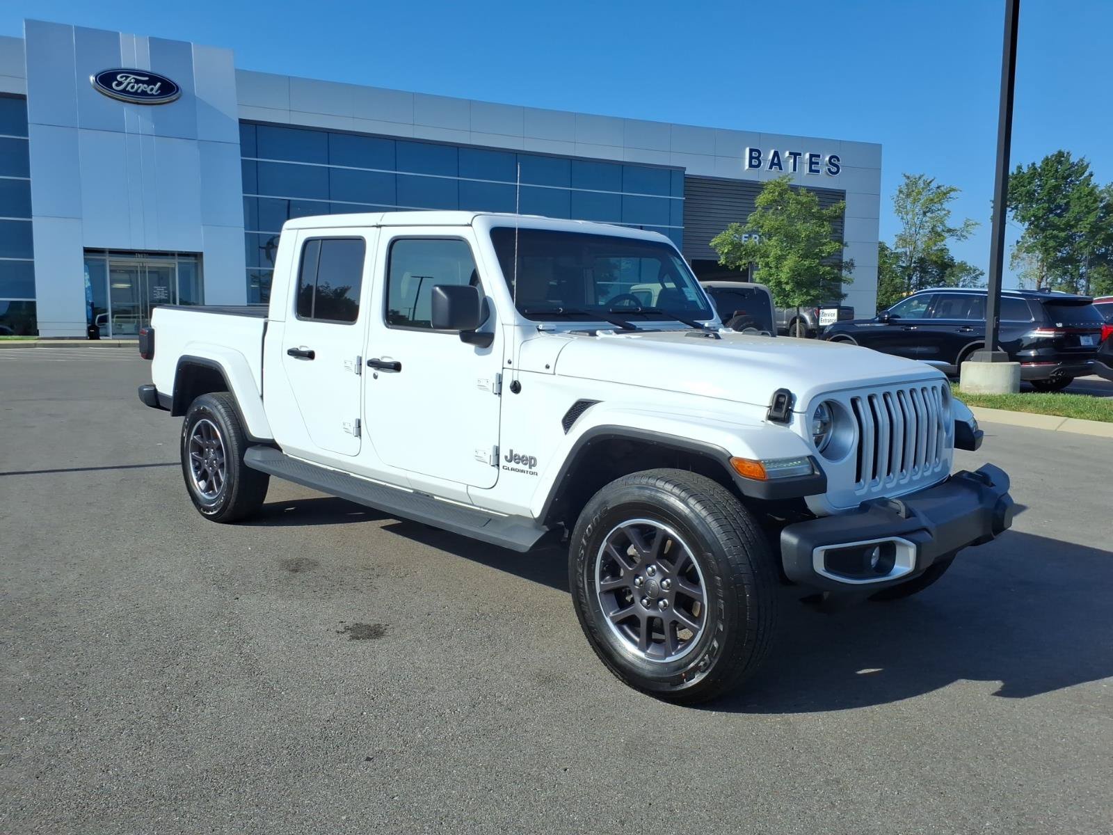 Used 2022 Jeep Gladiator Overland w/ LED Lighting Group