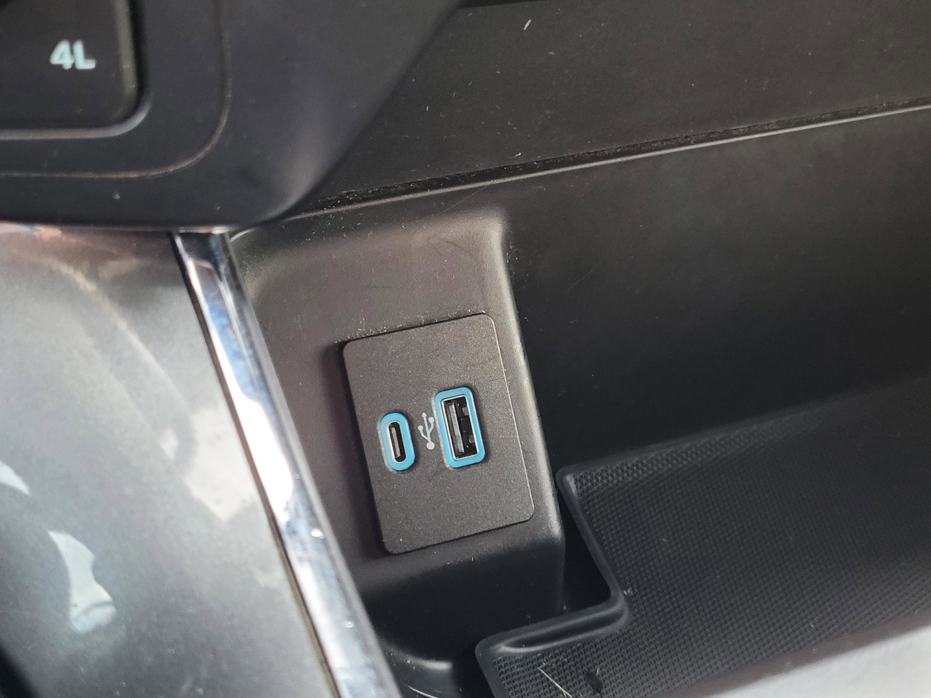 Certified 2022 Ford F150 XLT w/ Equipment Group 302A High image 19