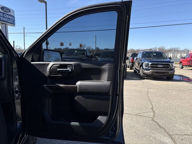 Used 2019 Chevrolet Silverado 1500 LT w/ All-Star Edition image 28