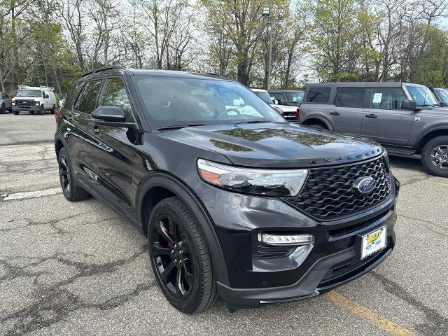 Certified 2023 Ford Explorer ST w/ Equipment Group 401A AWD/4WD image 1