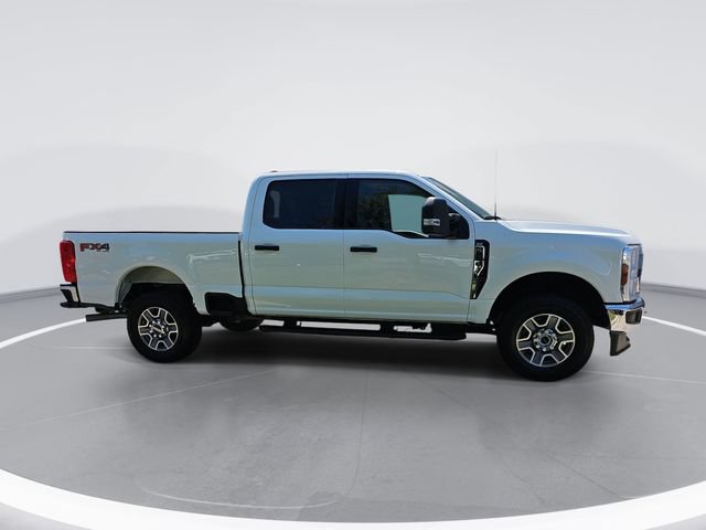 Certified 2025 Ford F250 XLT w/ FX4 Off-Road Package AWD/4WD image 2