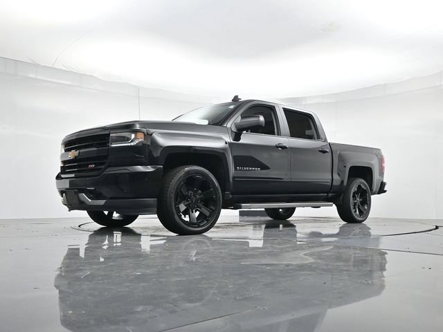 Used 2018 Chevrolet Silverado 1500 LT w/ All Star Edition image 33