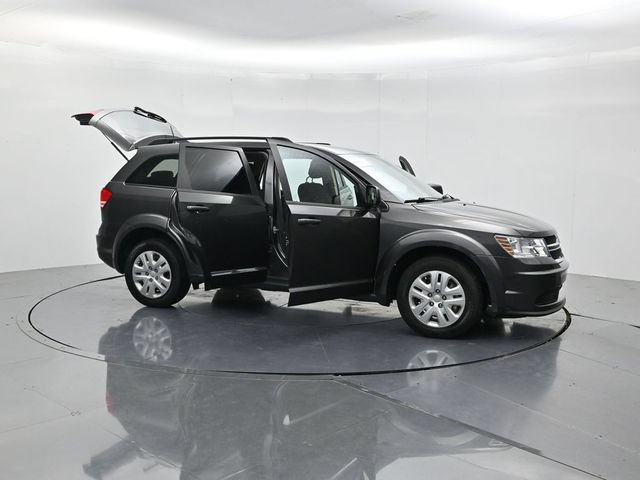Used 2020 Dodge Journey SE w/ SE Popular Equipment Group FWD image 52