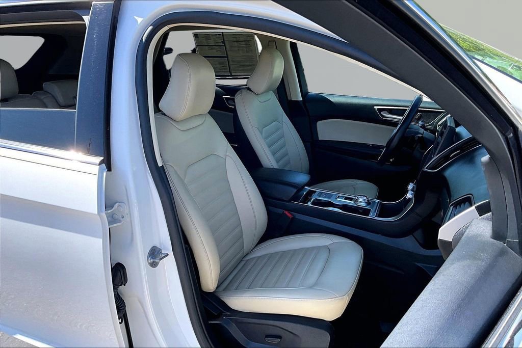 Certified 2023 Ford Edge SEL w/ Convenience Package AWD/4WD image 9