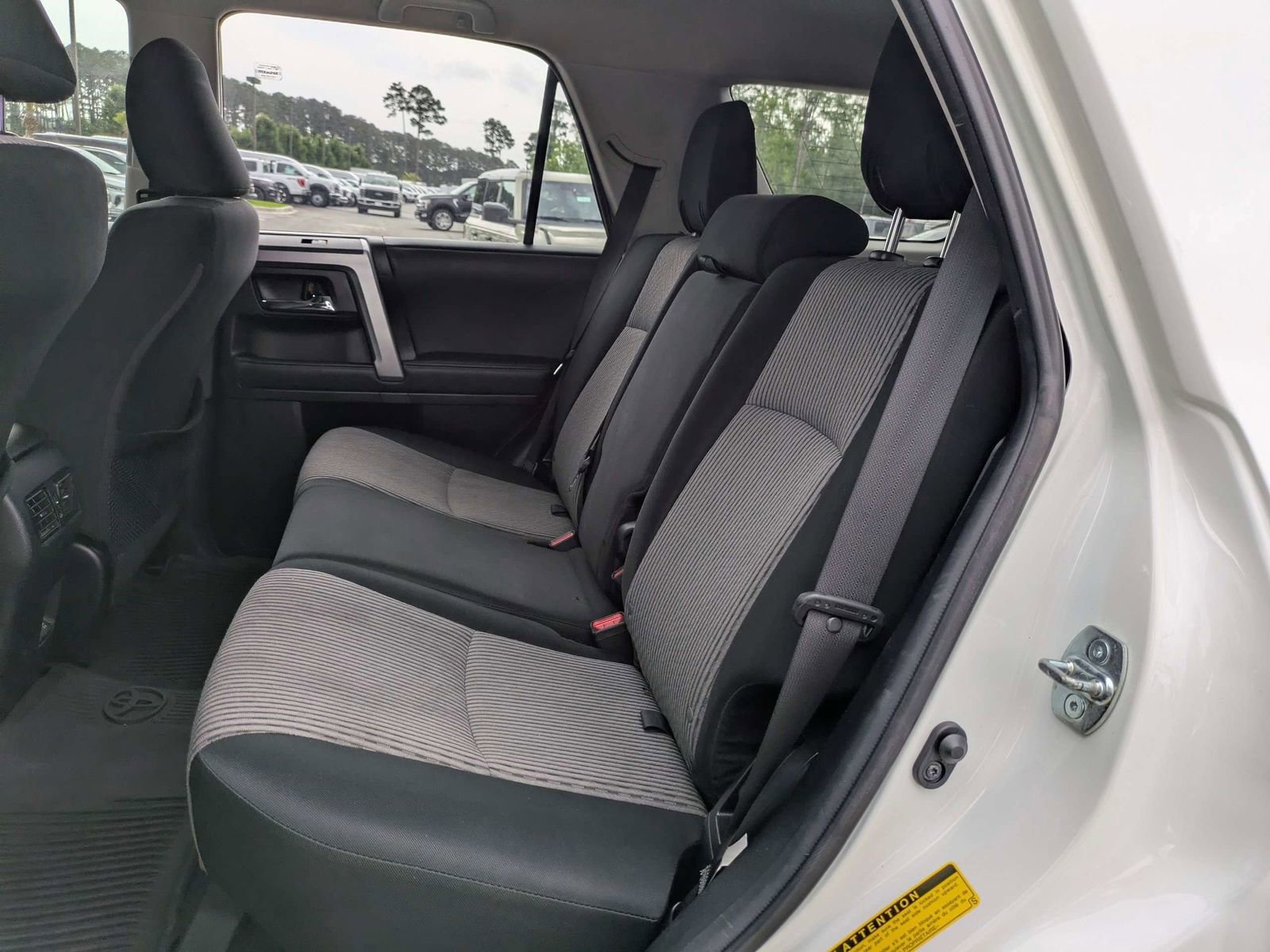 Used 2022 Toyota 4Runner SR5 RWD image 8