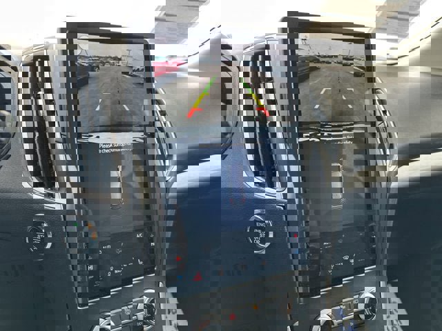 Certified 2024 Ford Edge SEL image 9