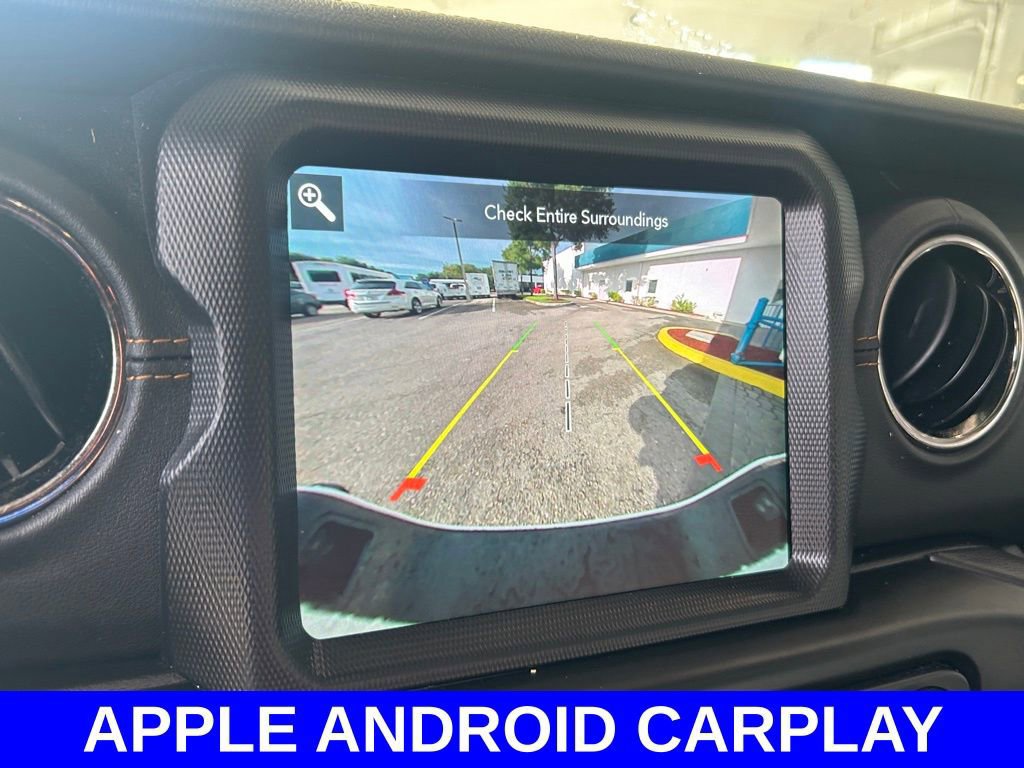 Used 2023 Jeep Gladiator Overland image 12