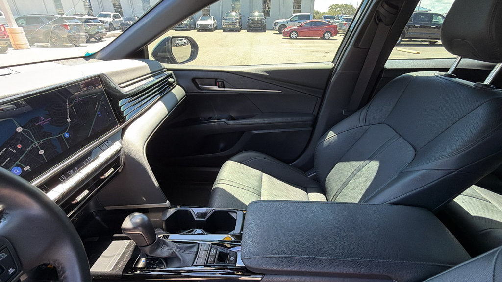 Used 2026 Toyota Camry XSE FWD image 20