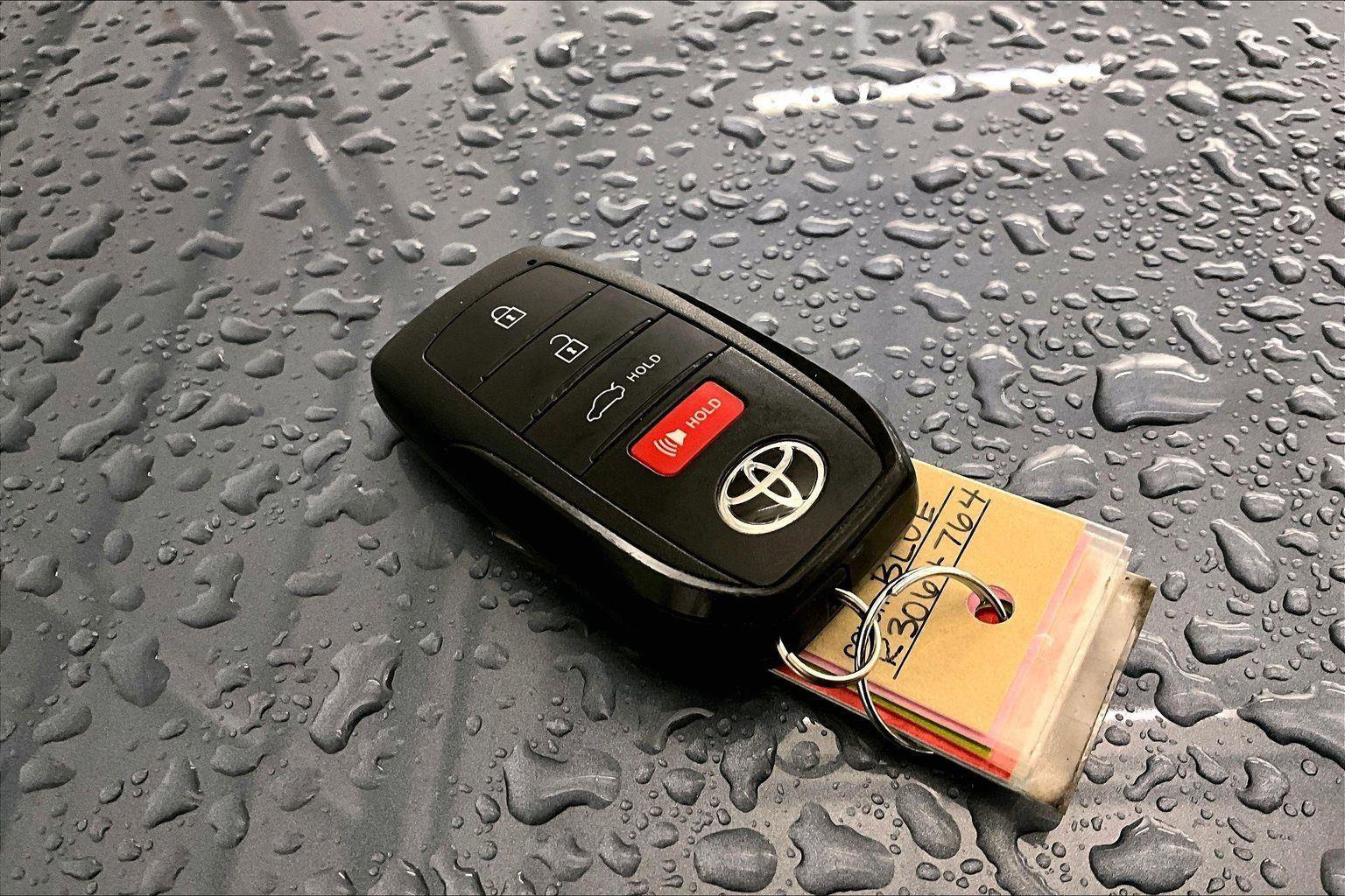 Used 2024 Toyota Corolla SE image 9