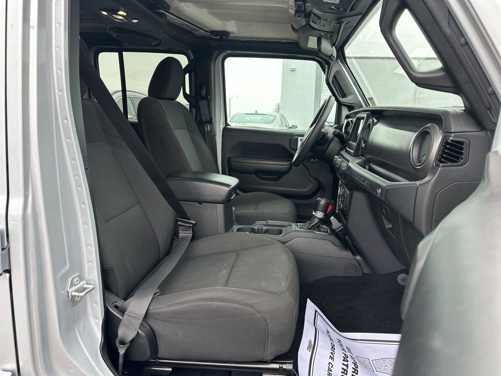 Used 2023 Jeep Wrangler Unlimited image 23