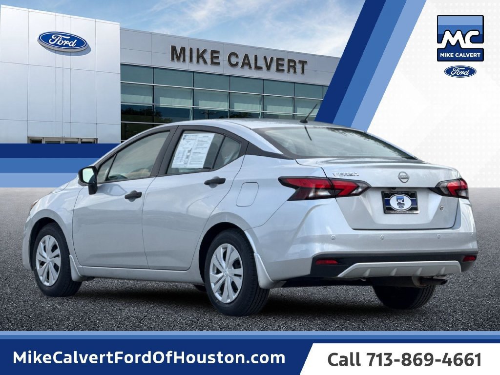 Used 2024 Nissan Versa S w/ Trunk Package FWD image 3