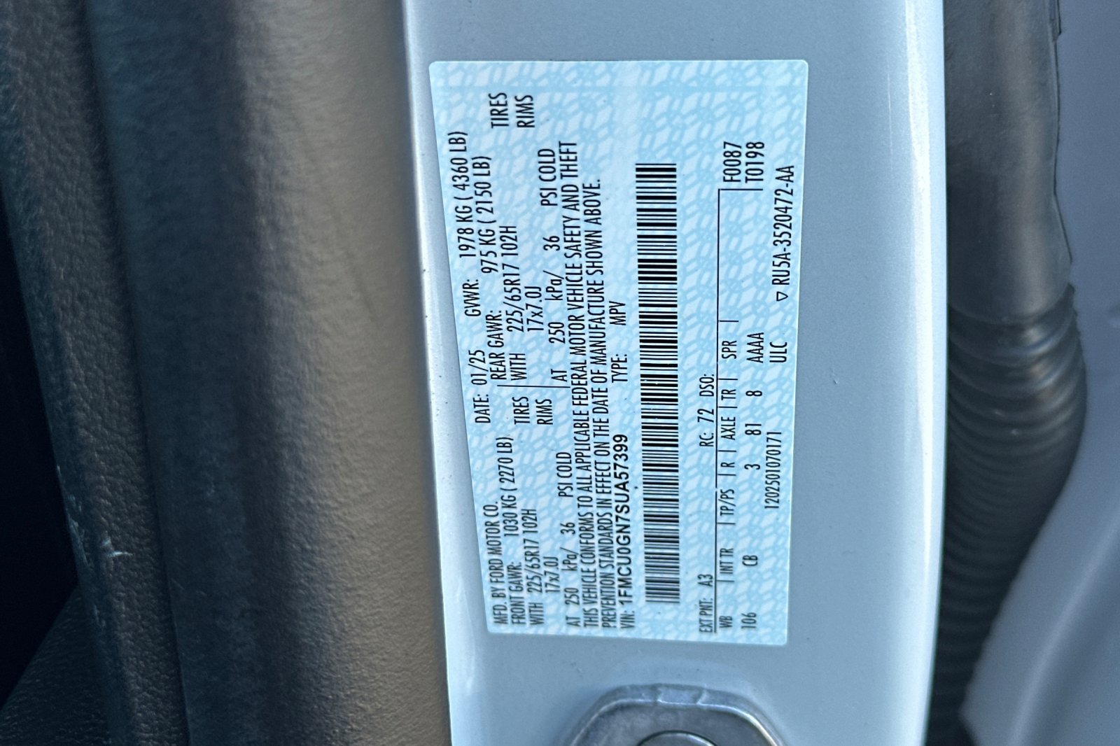 Certified 2025 Ford Escape Active FWD image 29
