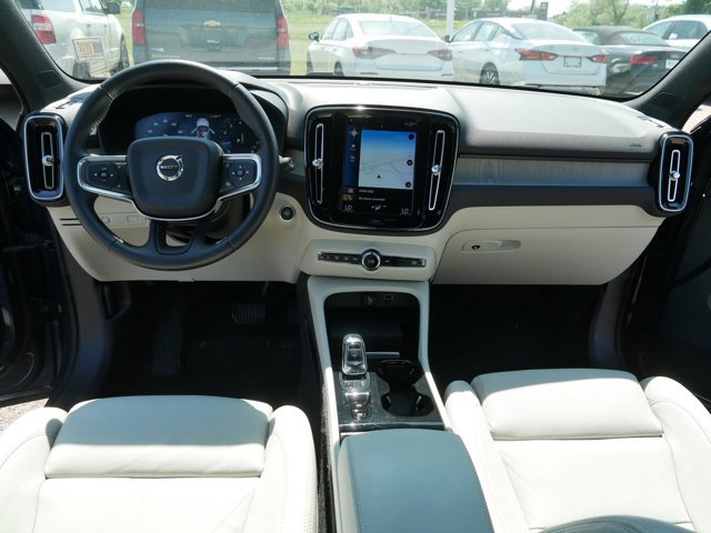 Used 2019 Volvo XC40 T5 Inscription AWD/4WD image 21