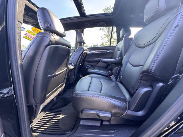 Used 2024 Cadillac XT6 Sport w/ Technology Package AWD/4WD image 14
