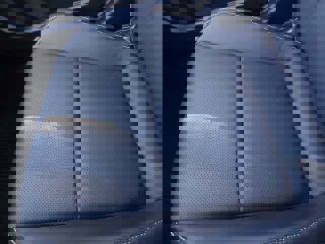 Used 2023 Toyota Prius XLE image 28