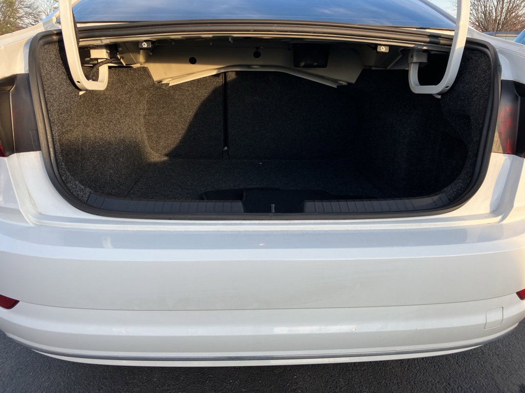 Used 2021 Volkswagen Jetta S w/ Driver Assistance Package image 30