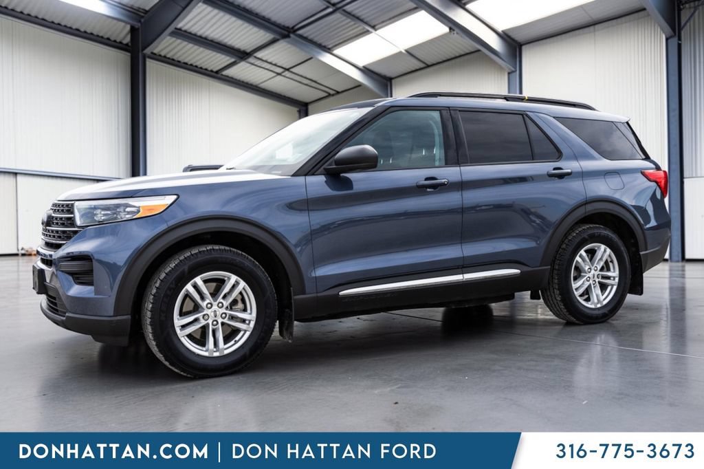 Certified 2021 Ford Explorer XLT AWD/4WD image 2
