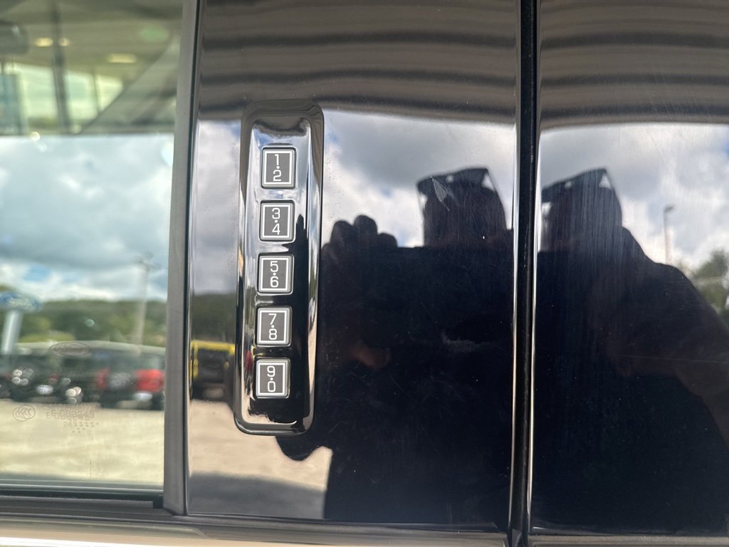 Certified 2024 Ford F150 Platinum w/ Equipment Group 703A Plus image 26