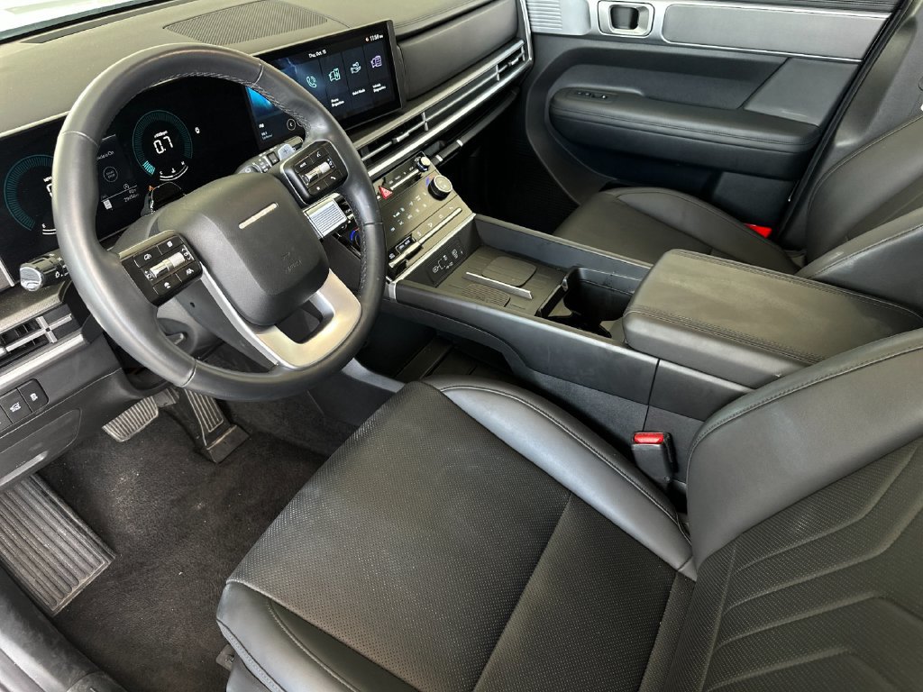 Used 2026 Hyundai Santa Fe SEL FWD image 9
