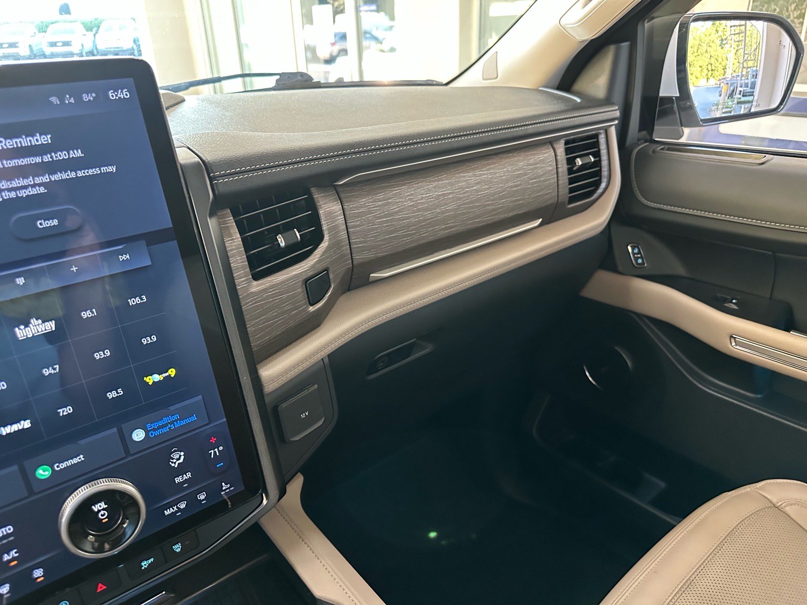 Certified 2024 Ford Expedition Max Limited AWD/4WD image 34