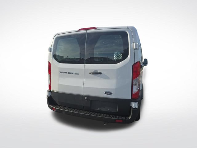 Certified 2025 Ford Transit 250 Low Roof w/ Exterior Upgrade Package RWD image 4