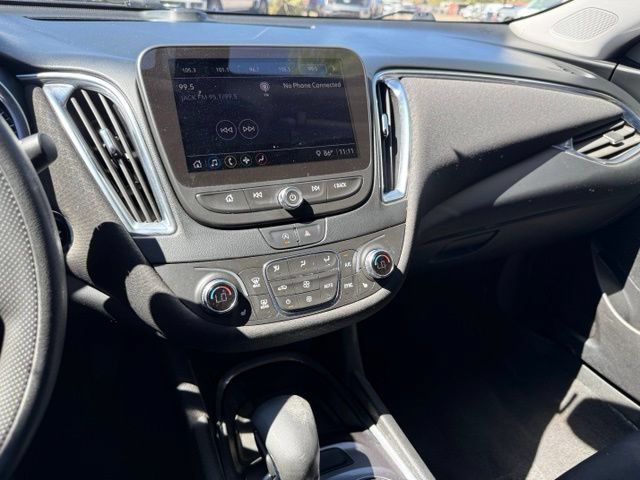 Used 2021 Chevrolet Malibu LT FWD image 22