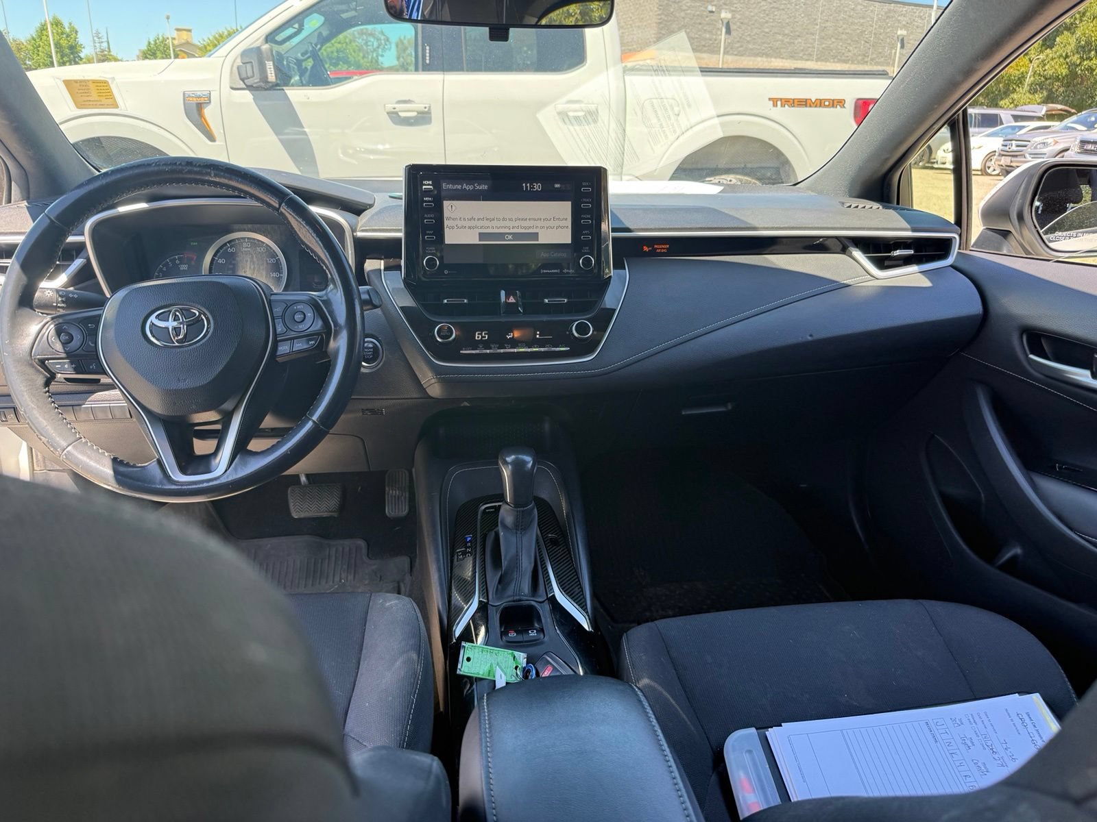 Used 2019 Toyota Corolla SE w/ SE Option Package FWD image 11