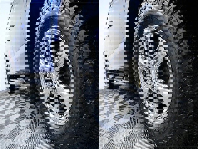 Certified 2018 Ford F150 XLT w/ Equipment Group 302A Luxury image 2