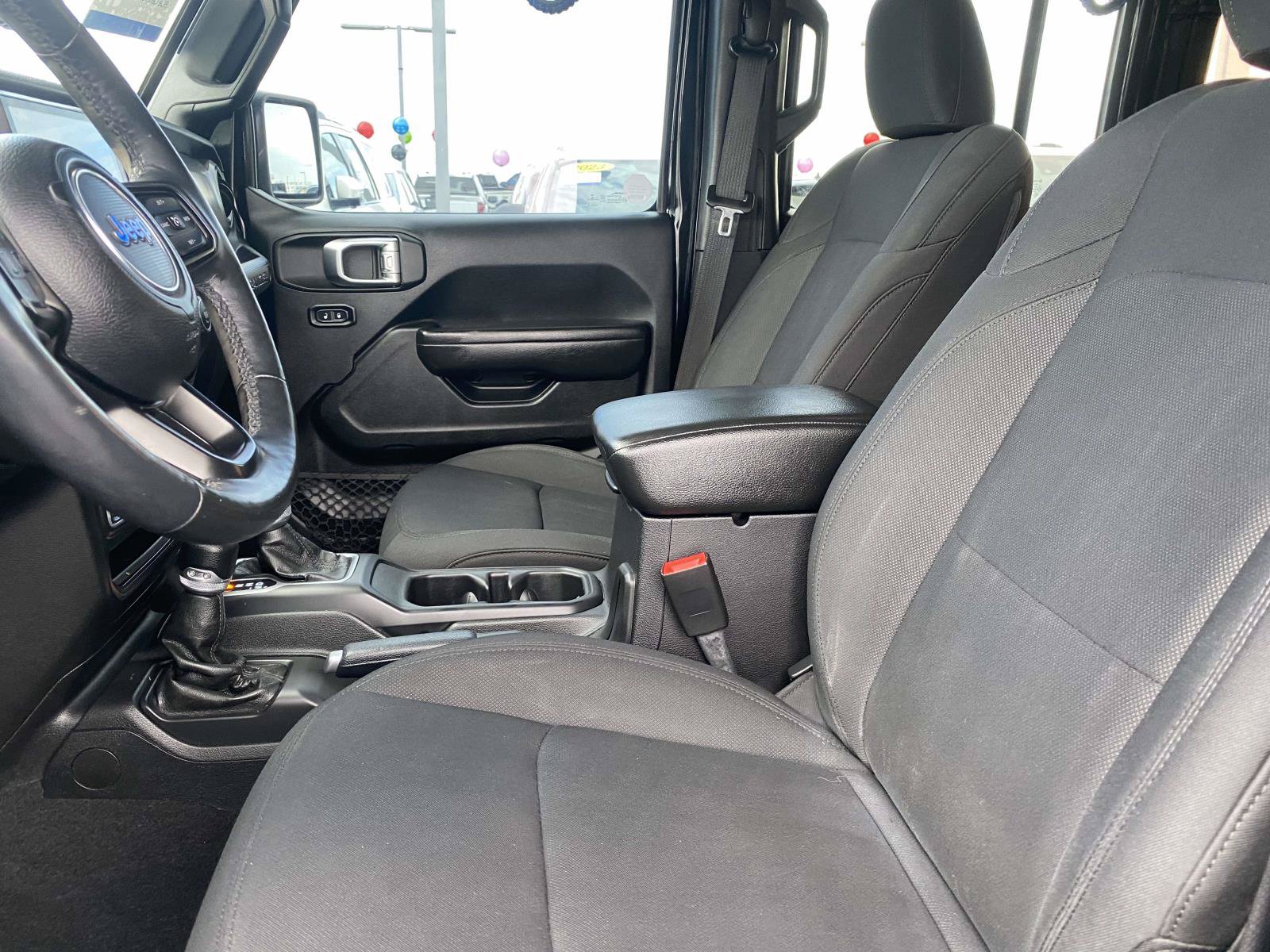 Used 2018 Jeep Wrangler Unlimited Sport S AWD/4WD image 15