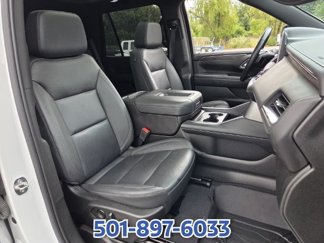 Used 2023 Chevrolet Tahoe Z71 w/ Luxury Package AWD/4WD image 17