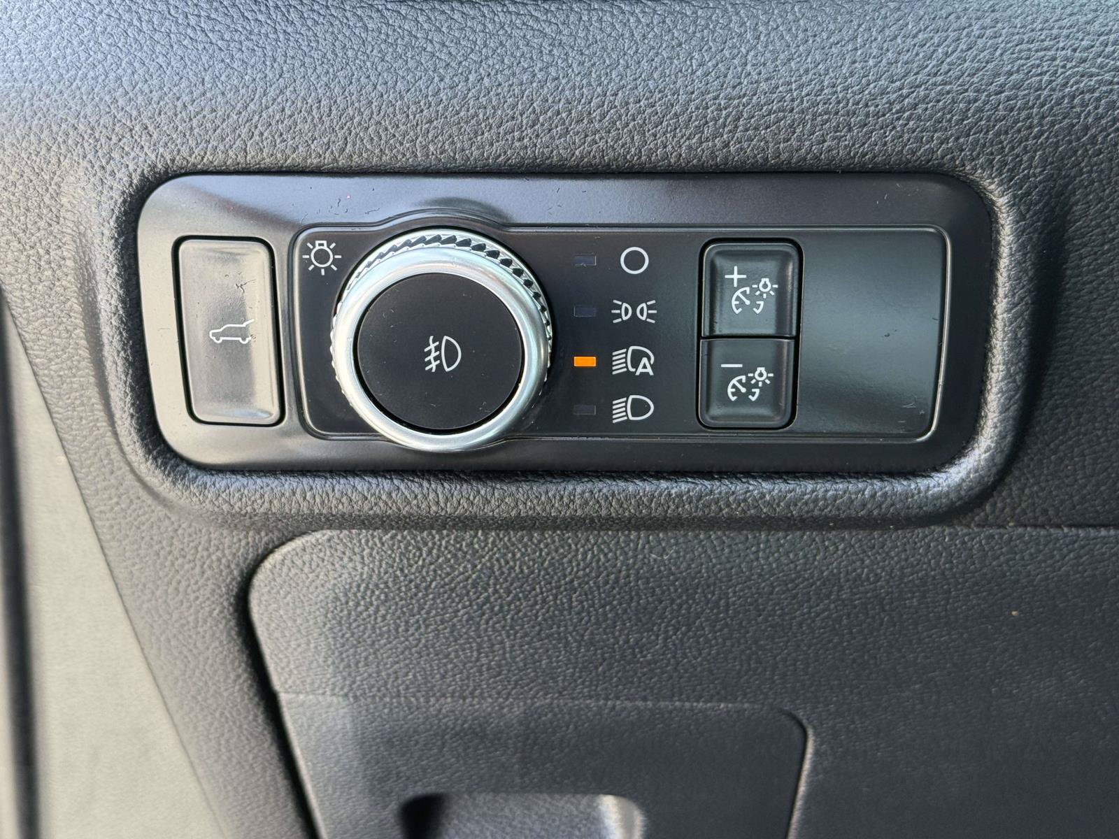 Certified 2021 Ford Explorer Limited AWD/4WD image 18
