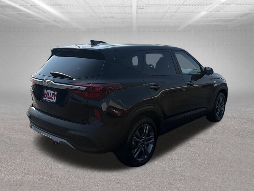 Used 2022 Kia Seltos LX AWD/4WD image 13