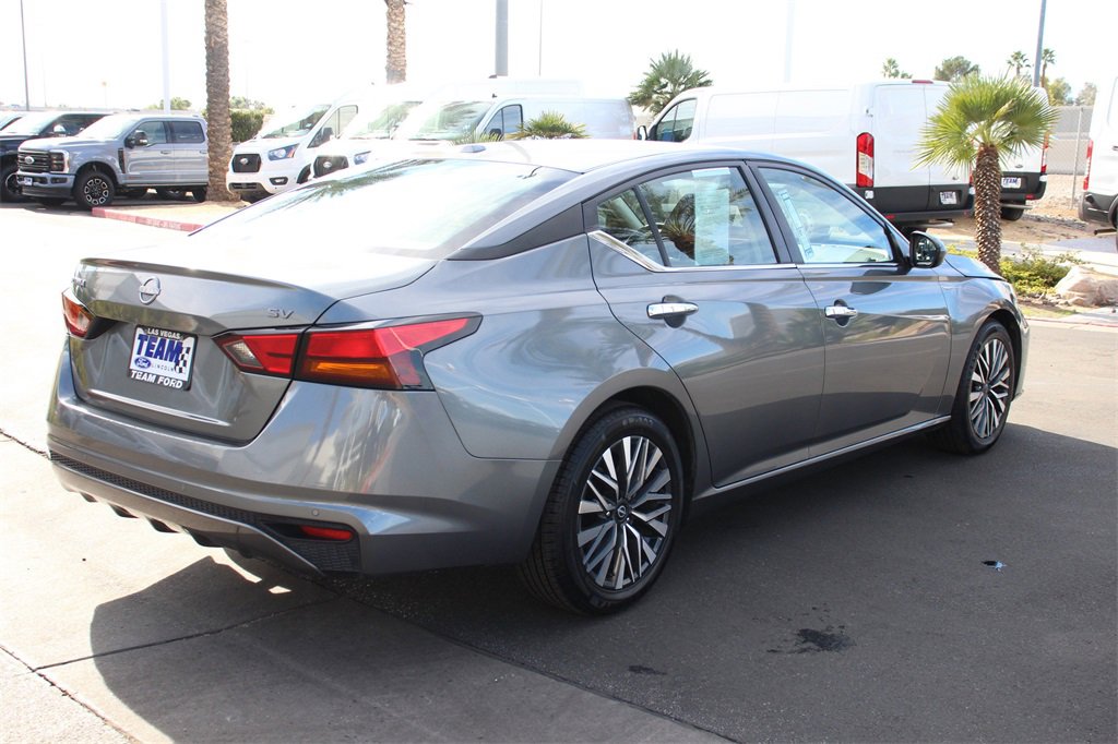 Used 2023 Nissan Altima 2.5 SV image 8