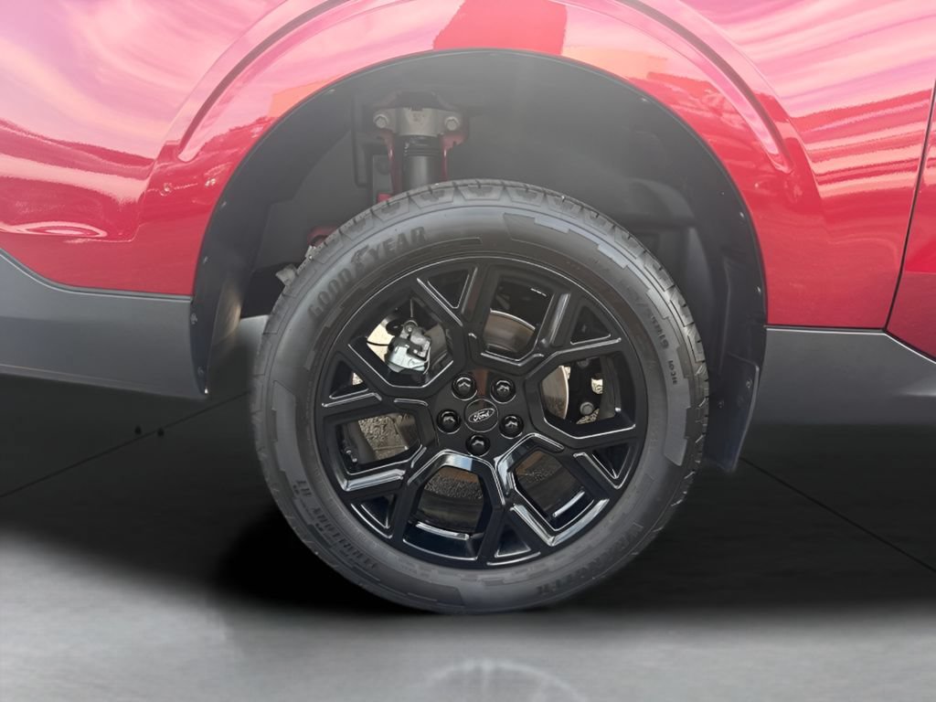 Certified 2025 Ford Maverick XLT w/ Black Appearance Package AWD/4WD image 10