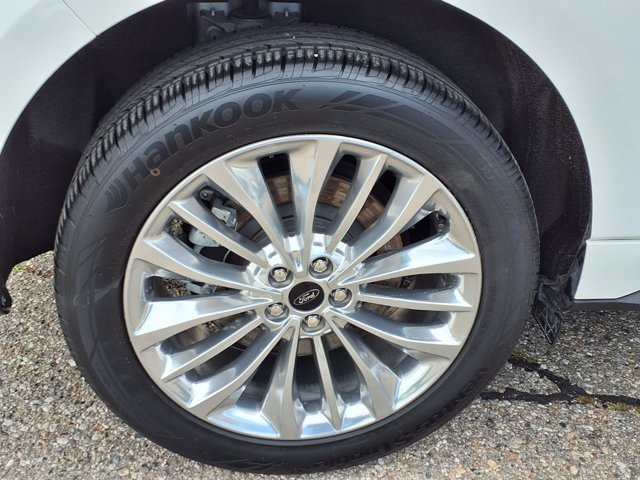 Certified 2024 Ford Edge Titanium w/ Titanium Elite Package AWD/4WD image 29