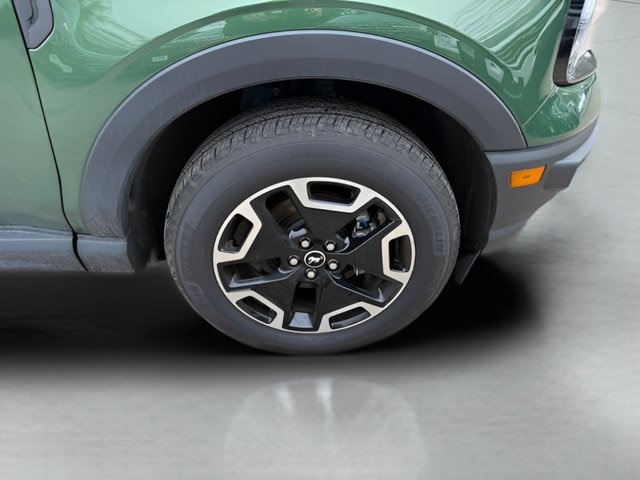Certified 2024 Ford Bronco Sport Outer Banks w/ Tech Package AWD/4WD image 31