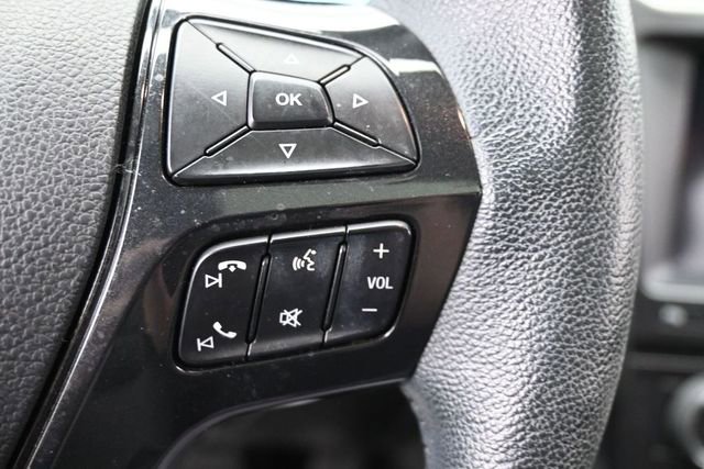 Certified 2018 Ford Explorer XLT w/ Equipment Group 202A FWD image 16