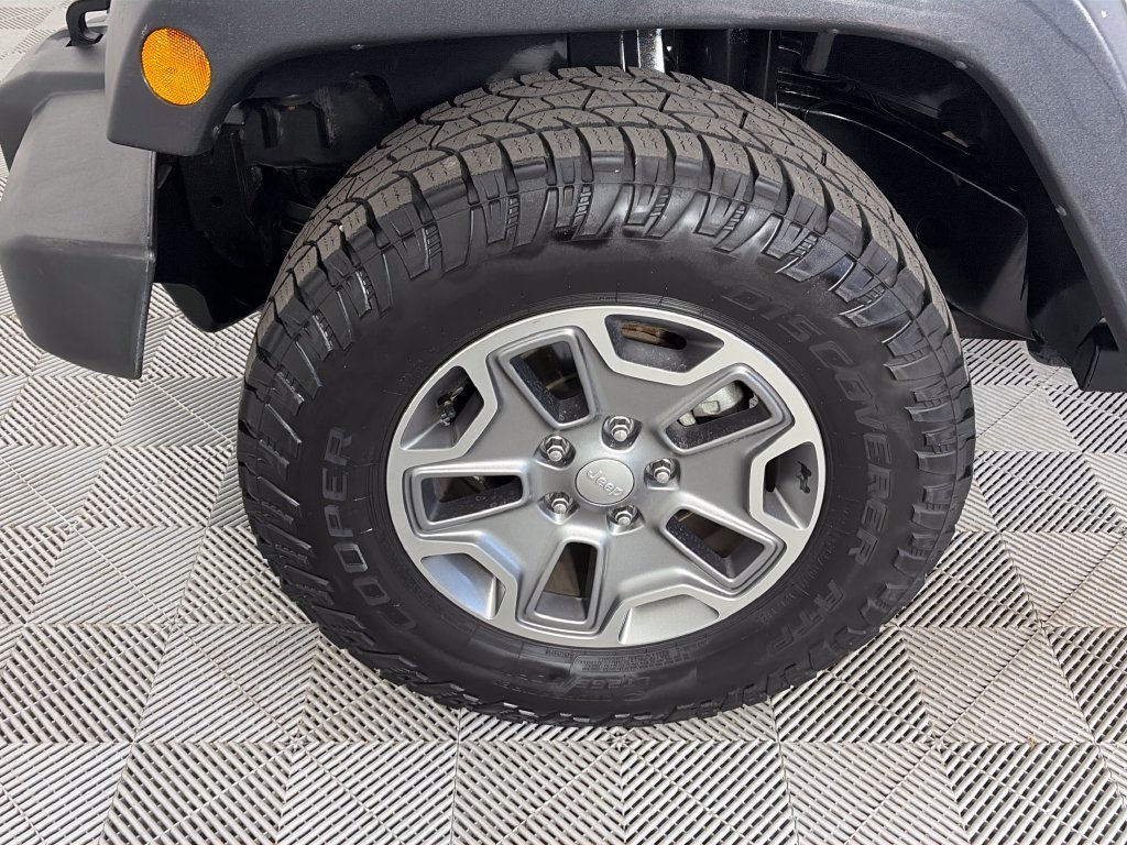 Used 2018 Jeep Wrangler Rubicon AWD/4WD image 8