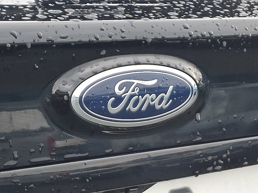 Certified 2019 Ford Edge ST w/ Cold Weather Package AWD/4WD image 31