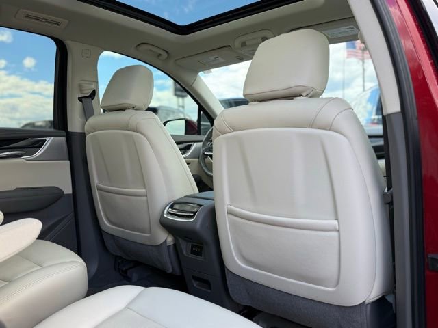 Used 2023 Cadillac XT6 Premium Luxury FWD image 23