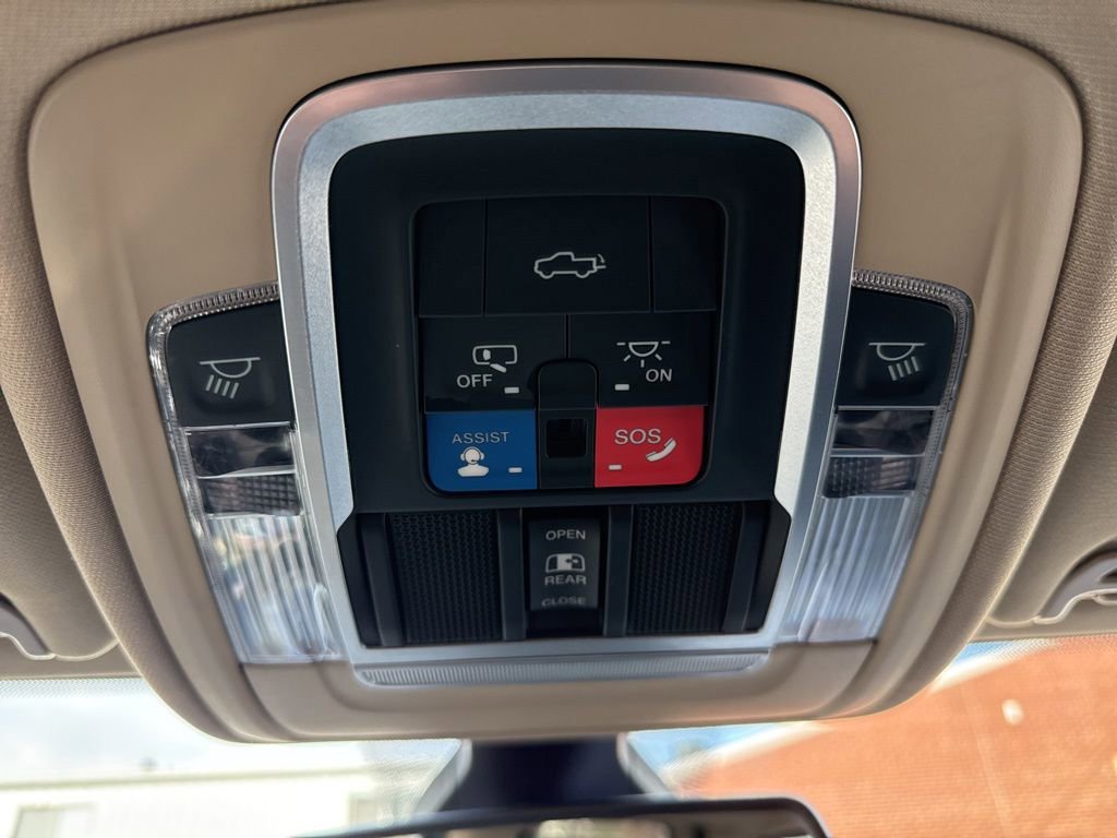 Used 2021 RAM 2500 Laramie image 33