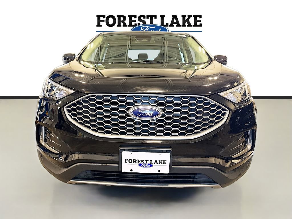 Certified 2023 Ford Edge SEL w/ Convenience Package AWD/4WD image 2