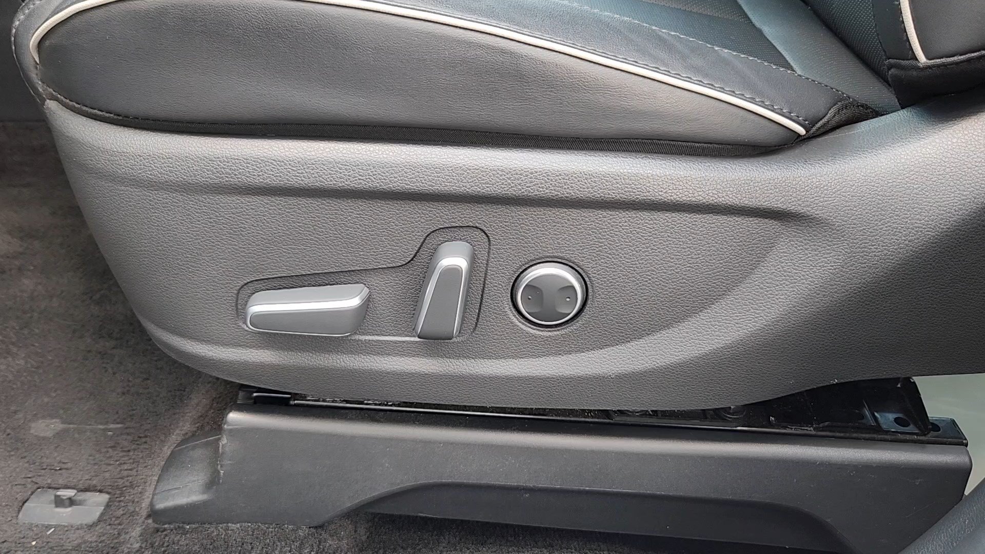 Used 2025 Hyundai Palisade SEL AWD/4WD image 9