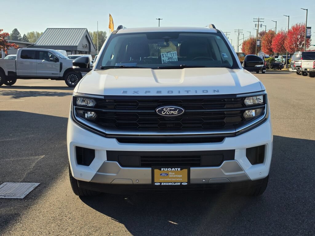 Certified 2025 Ford Expedition Max Platinum AWD/4WD image 3