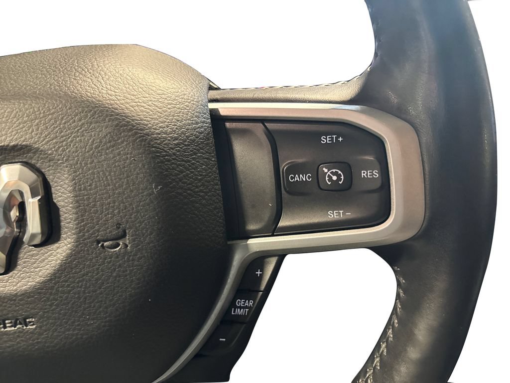 Used 2020 RAM 1500 Big Horn AWD/4WD image 34