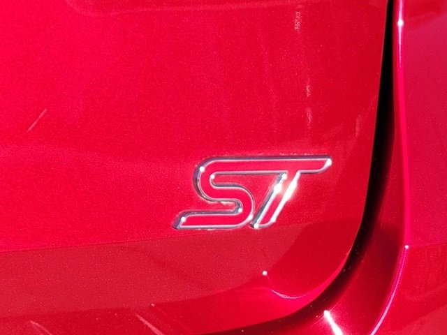 Certified 2024 Ford Explorer ST w/ Equipment Group 401A image 14