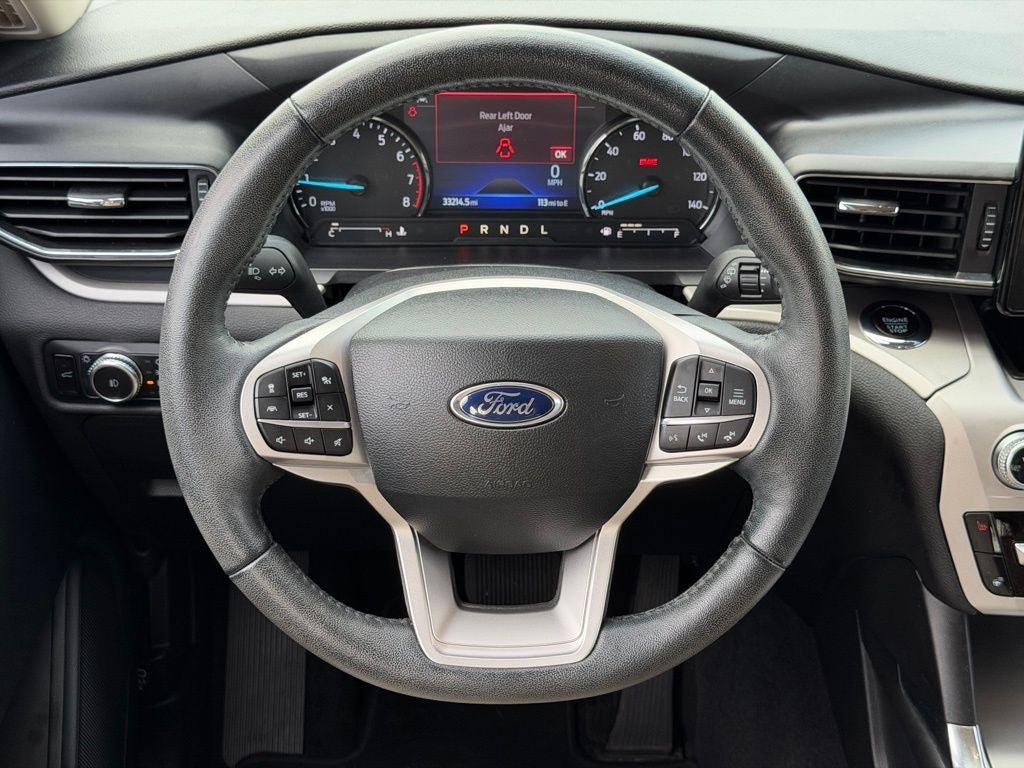 Certified 2022 Ford Explorer XLT w/ Equipment Group 202A AWD/4WD image 28